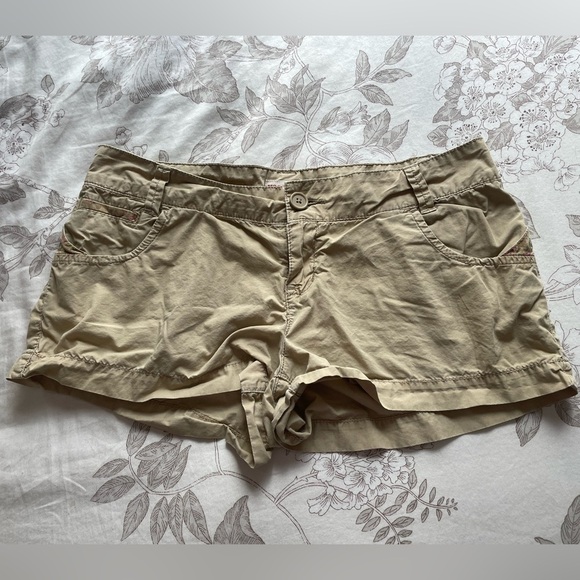 Y2K Mossimo Supply Khaki Low Rise Floral Patchwork Micro Mini Shorts 5 Cottage - Picture 1 of 10
